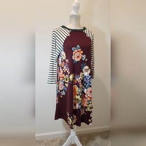 NWOT Emerald 3/4 sleeve dress size S